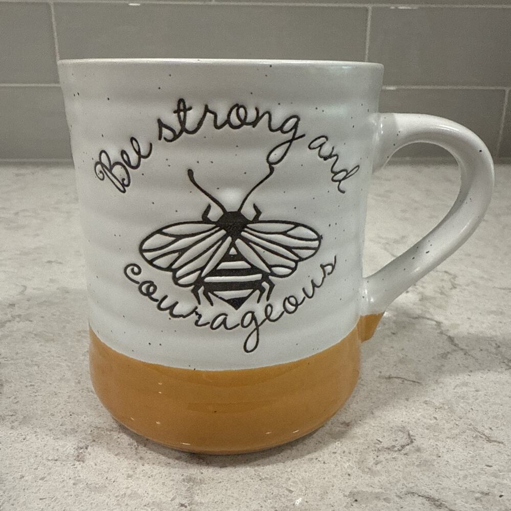 BEE STRONG AND COURAGEOUS 20oz Mug 2-Side Embossed by Heartland Hive Ribbed NEW